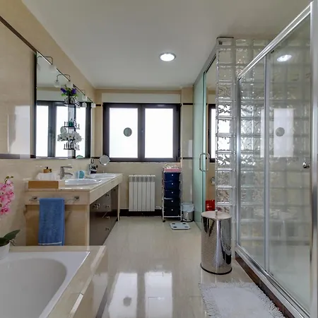 En Salamanca Spain Nyaraló Cabrerizos